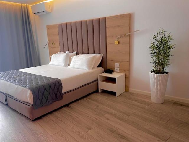 Ebbi Hotel Дхерми Экстерьер фото