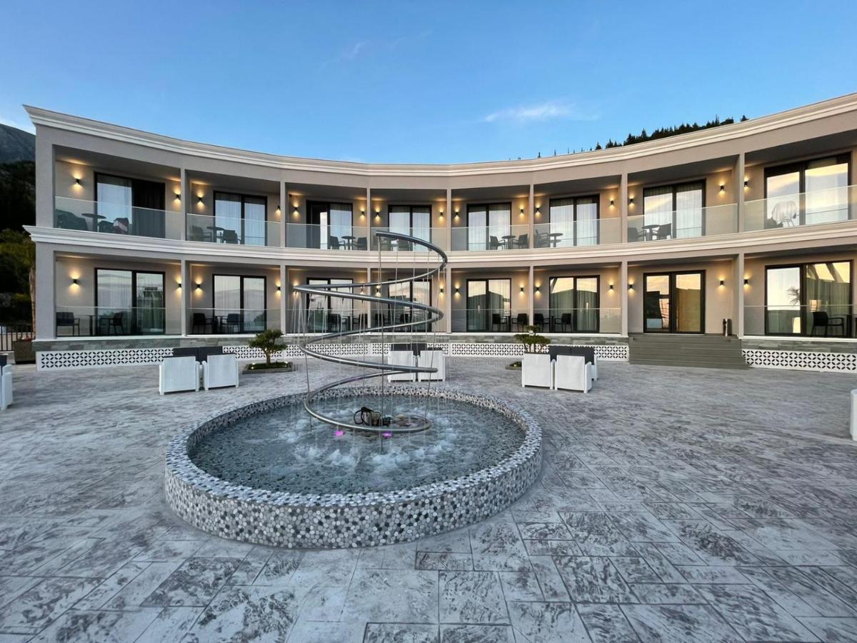 Ebbi Hotel Дхерми Экстерьер фото