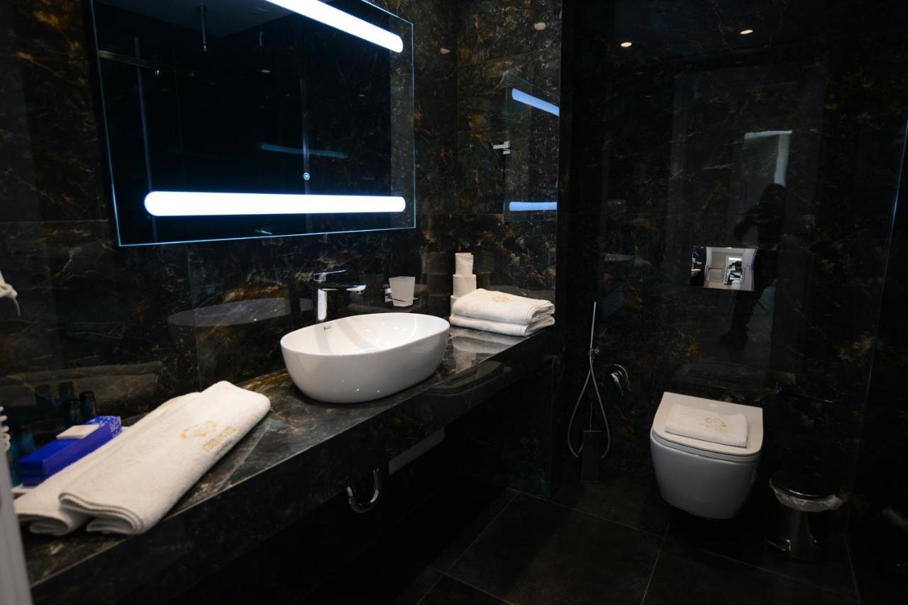 Ebbi Hotel Дхерми Экстерьер фото